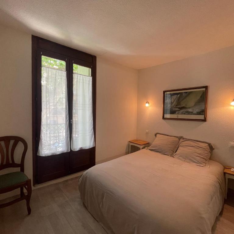 Residence Adele - Chambres en toute autonomie - Chambre Double avec Salle de Bains Privative - 1