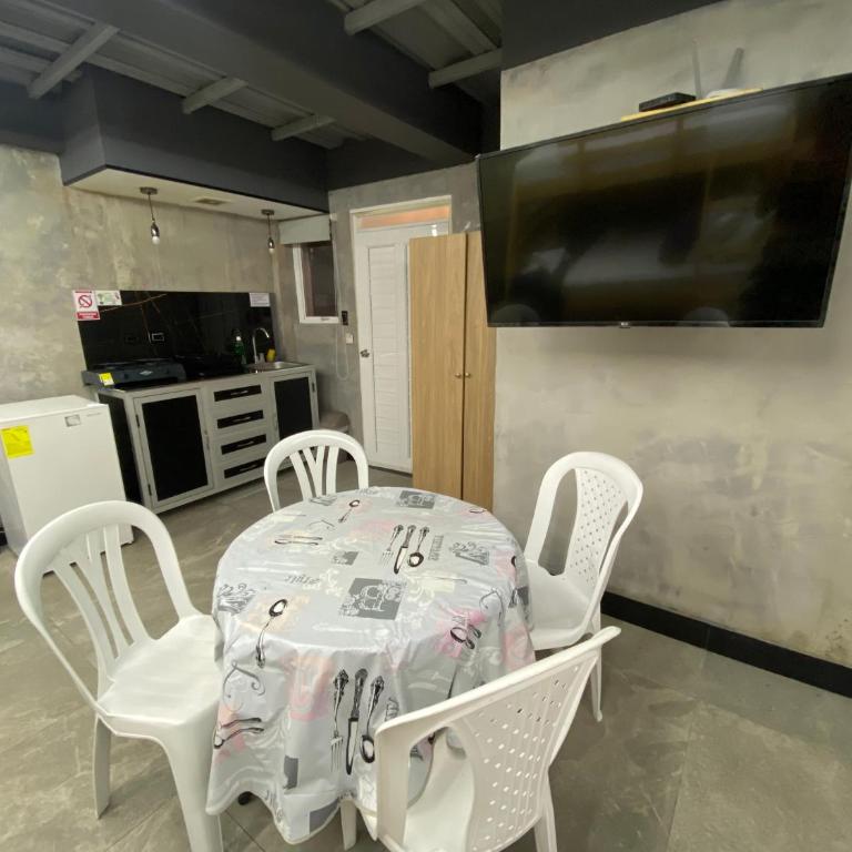 AL HAMRA - Estudio - 4