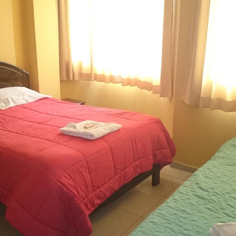 Hotel Los Gladiolos - Family Room with Private Bathroom - 3