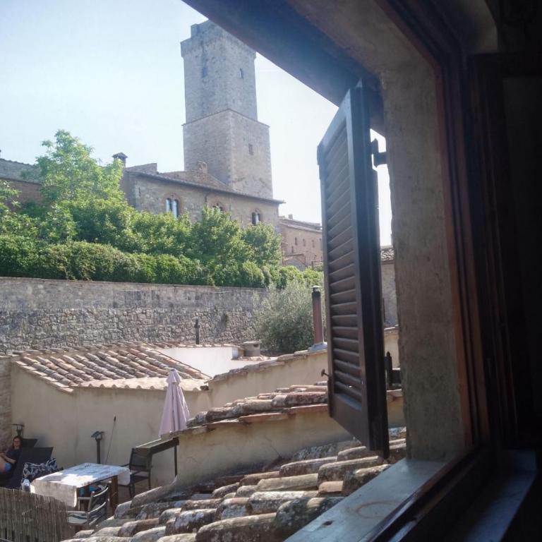 La Casina tra le Torri - Two-Bedroom Apartment - 19