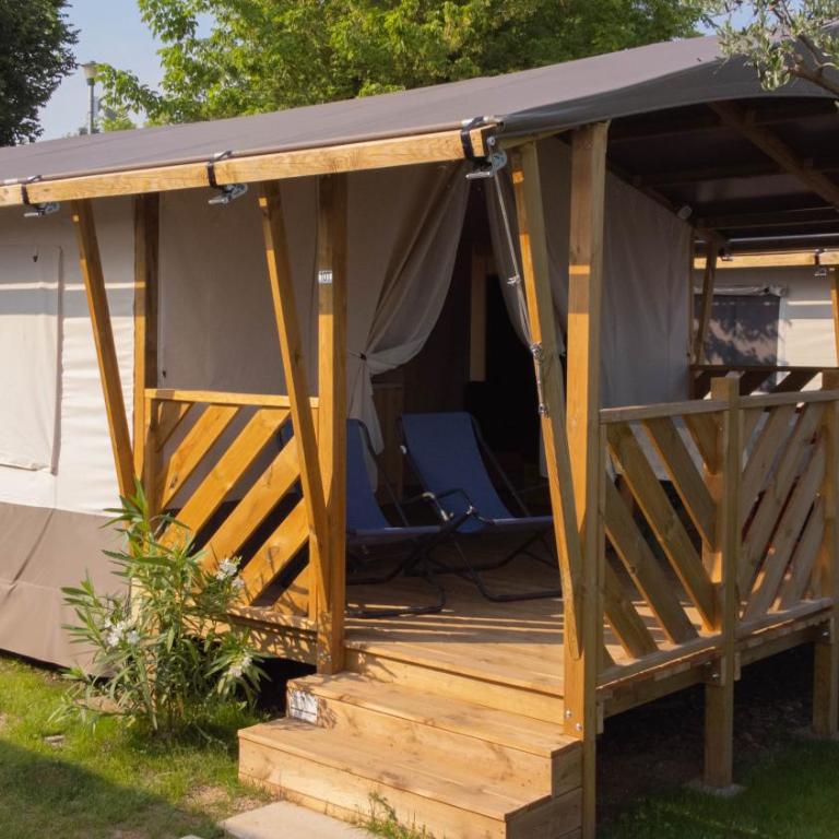 Sereno Camping Holiday - Superior Zelt mit eigenem Bad - 3