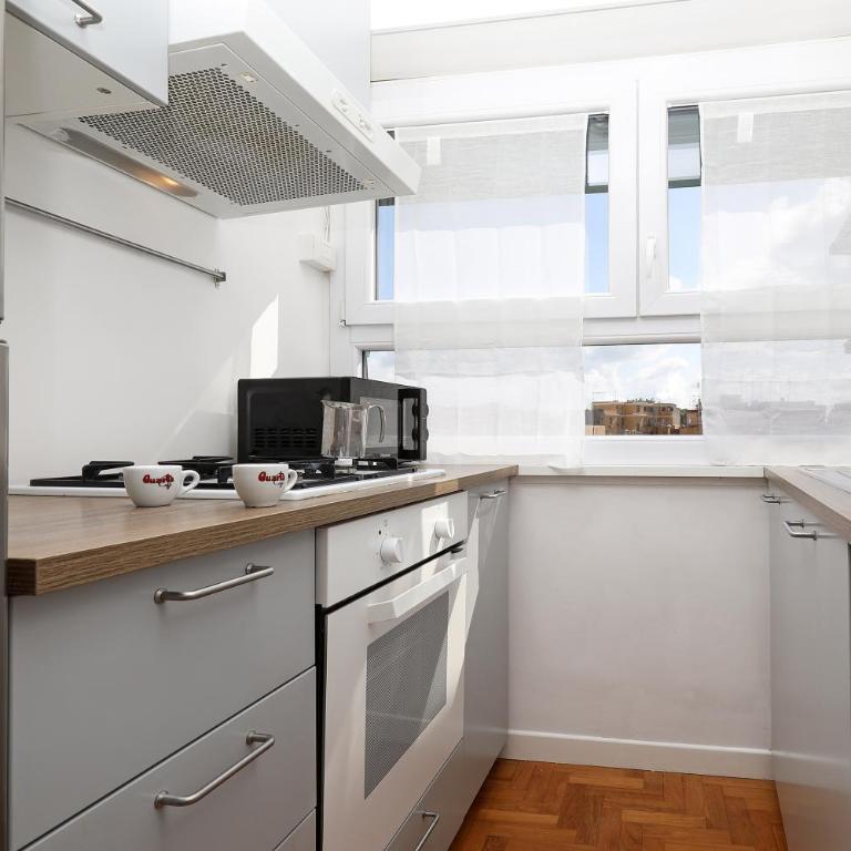 Re di Roma - Charme Apartment - Appartamento con Balcone - 4