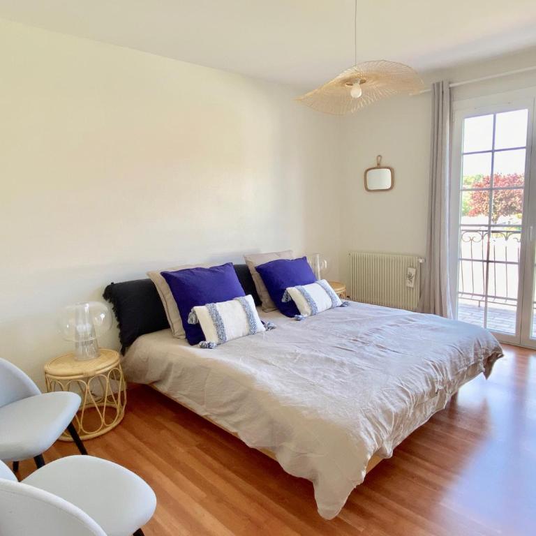 Villa familiale proche des plages avec piscine chauffée - Maison 7 Chambres - 24