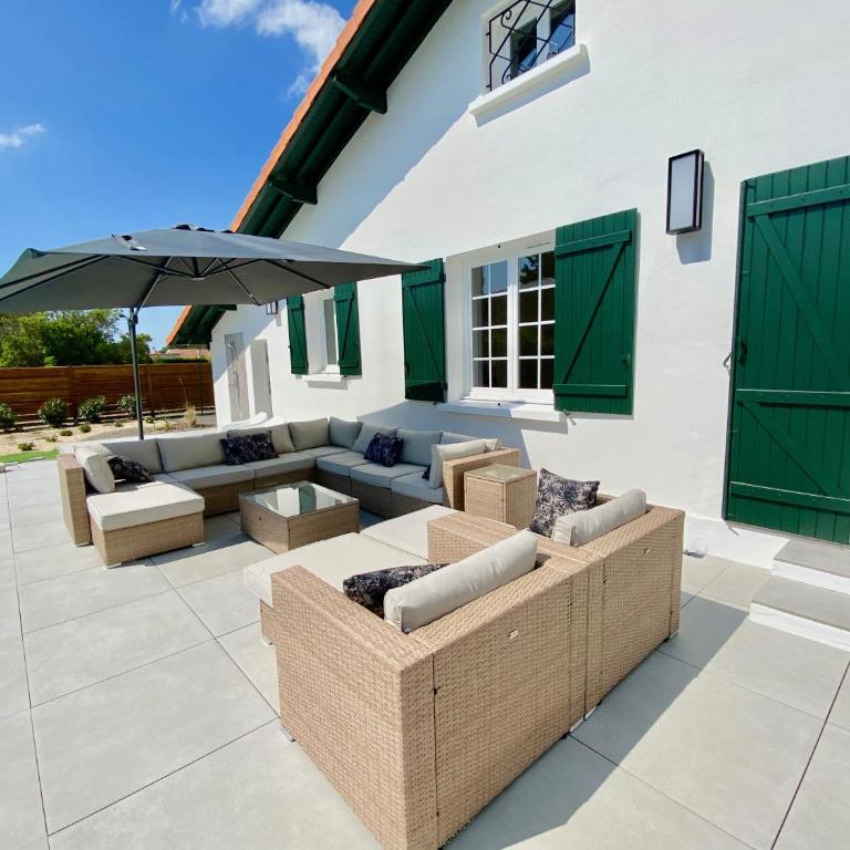 Villa familiale proche des plages avec piscine chauffée - Maison 7 Chambres - 3