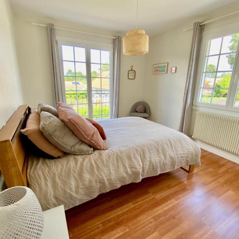 Villa familiale proche des plages avec piscine chauffée - Maison 7 Chambres - 26