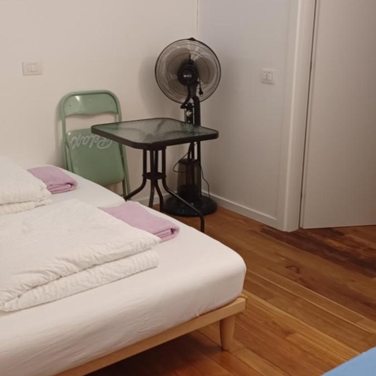Como 3 B&B - Family Room - 17