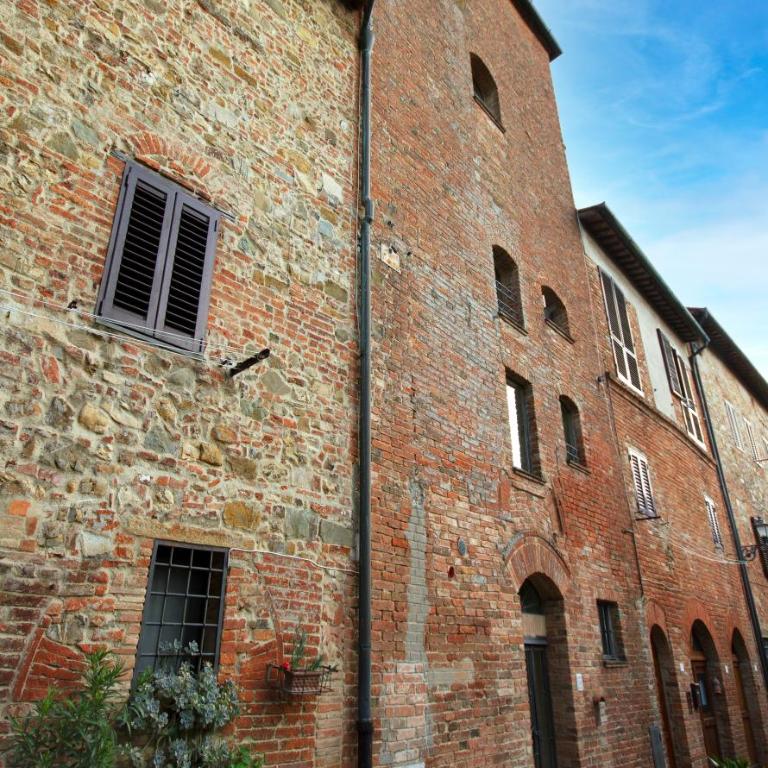 LA TORRE DEL CASTELLO - Appartamento con 2 Camere da Letto - 1