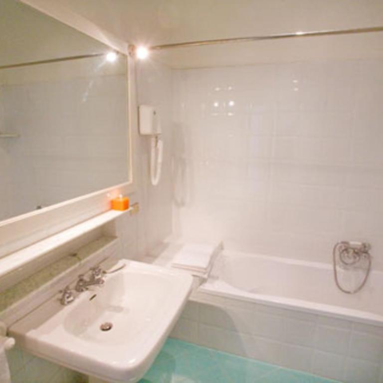 Malìa bed and breakfast - Camera Matrimoniale con Bagno Privato - 4