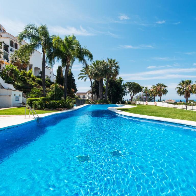 RentAndHomes Calahonda Sea View and Golf - Apartamento de 2 dormitorios - 5