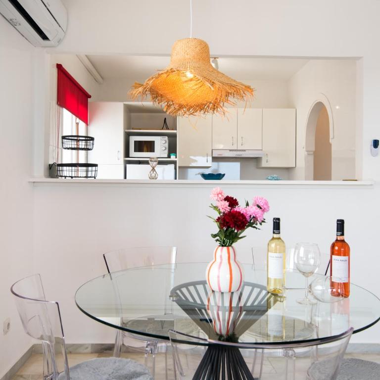RentAndHomes Calahonda Sea View and Golf - Apartamento de 2 dormitorios - 21