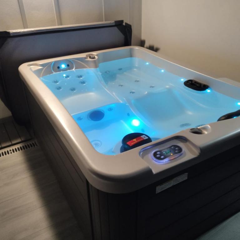 Chalet Luxury with privacy and Jacuzzi By Canarias prime homes - Chalet - 3