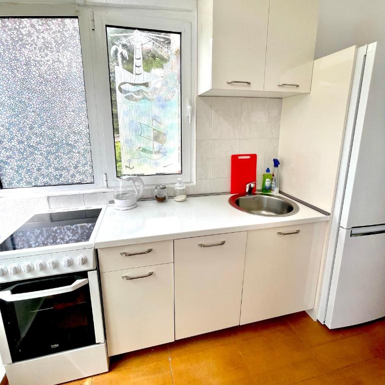 Family Apartment close to Slovenska beach - Apartman sa Terasom - 8