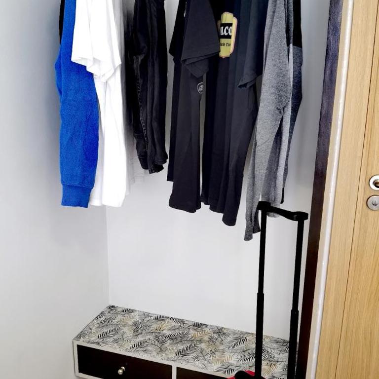 HOSTAL RIGAU - Habitación Doble con baño privado - 2 camas - 10
