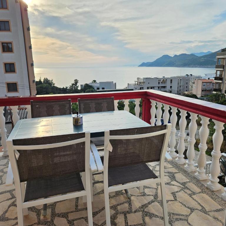 Villa mit wunderschönem Meerblick - Apartment with Sea View - 2