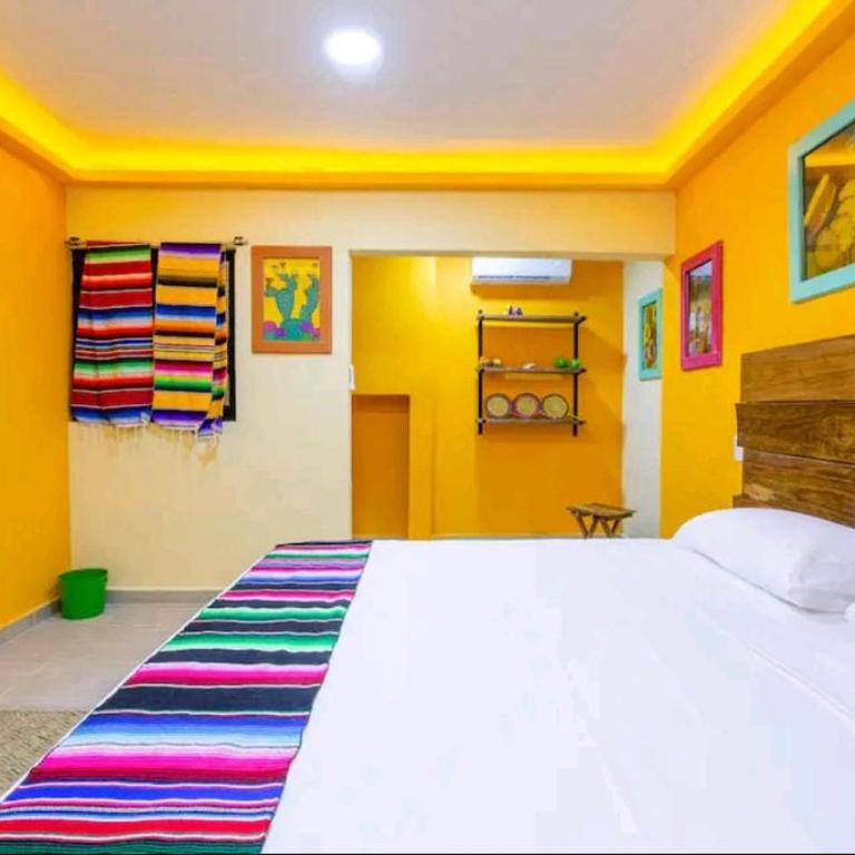 Numa Hotel Boutique - Deluxe Double or Twin Room - 4