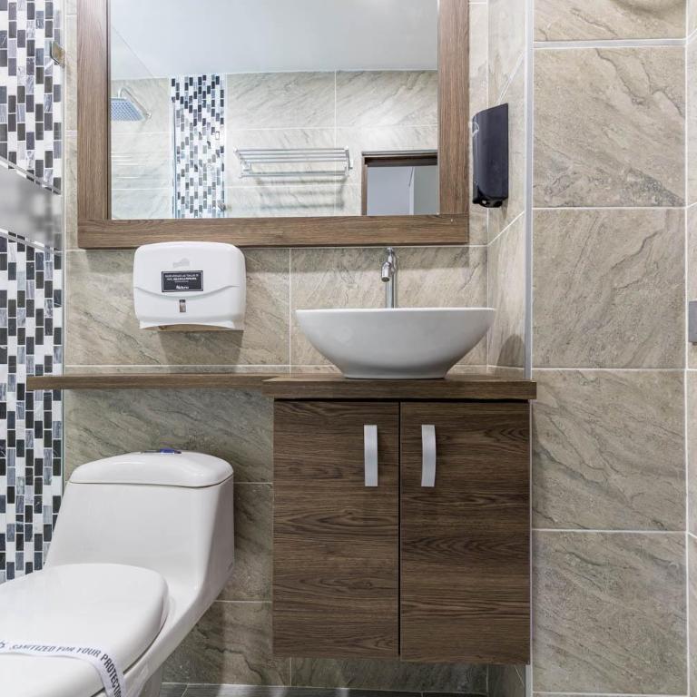 Hotel Velero - Suite Deluxe con bañera de hidromasaje - 6