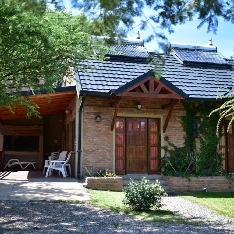 Cabañas Sol de Calamuchita - Casa - 2