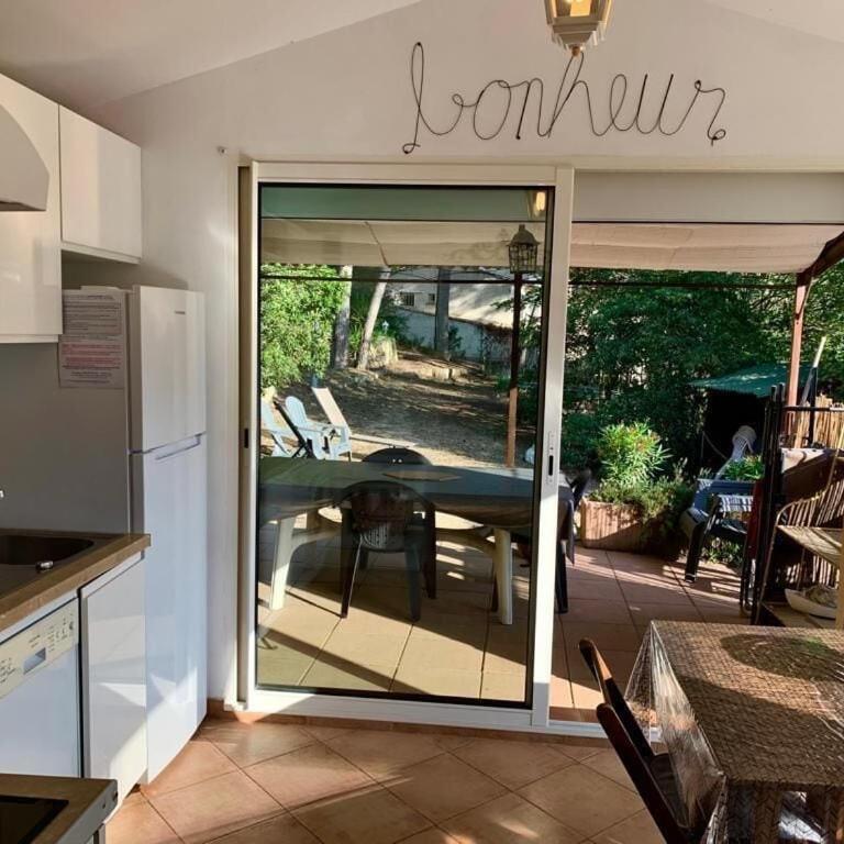 BANDOL-MAISON LA BIENVENUE 9MN A PIED MER-CALANQUE PORT D'ALON-GRAND JARDIN+FIBRE WIFI - Maison 1 Chambre - 37