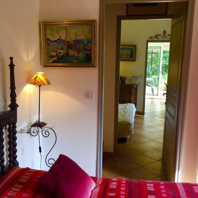 BANDOL-MAISON LA BIENVENUE 9MN A PIED MER-CALANQUE PORT D'ALON-GRAND JARDIN+FIBRE WIFI - Maison 1 Chambre - 38