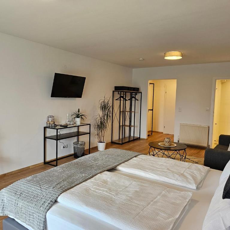 Hotel Fuchs & Hase SELF CHECK IN - Deluxe Suite - 13
