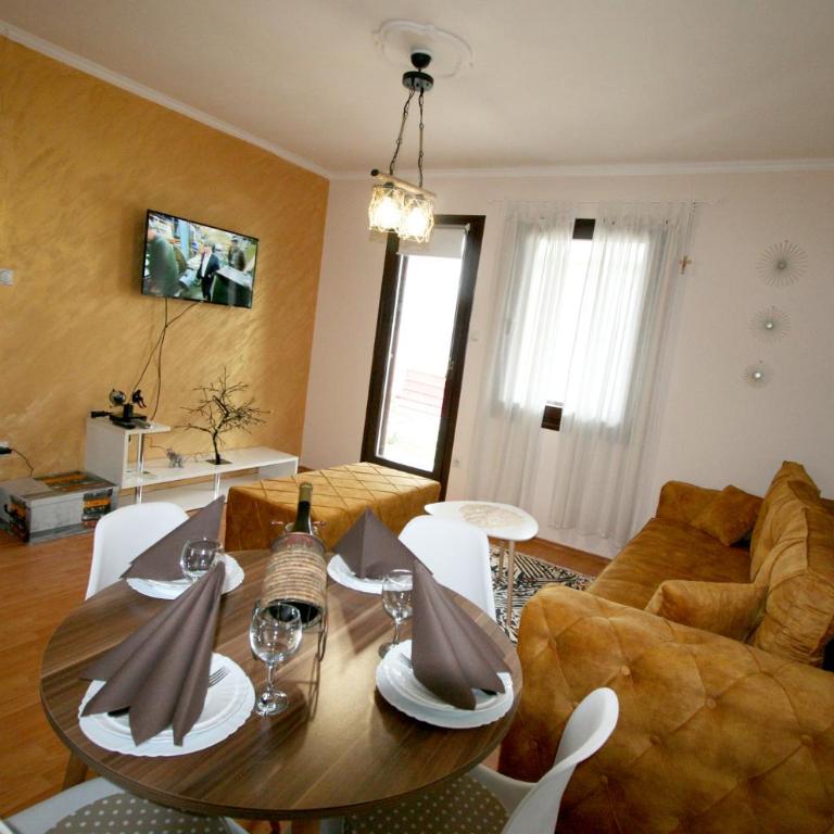 Apartment Ema Ledine - Apartman sa 2 Spavaće Sobe - 11