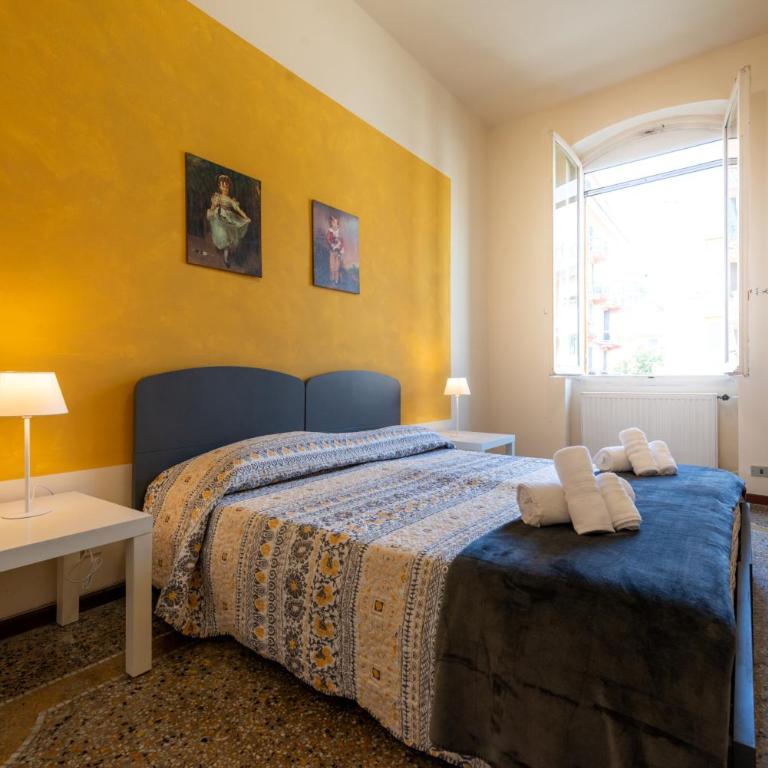 Casa Pier - Centralissima in villa d'epoca - Appartamento con 3 Camere da Letto - 4