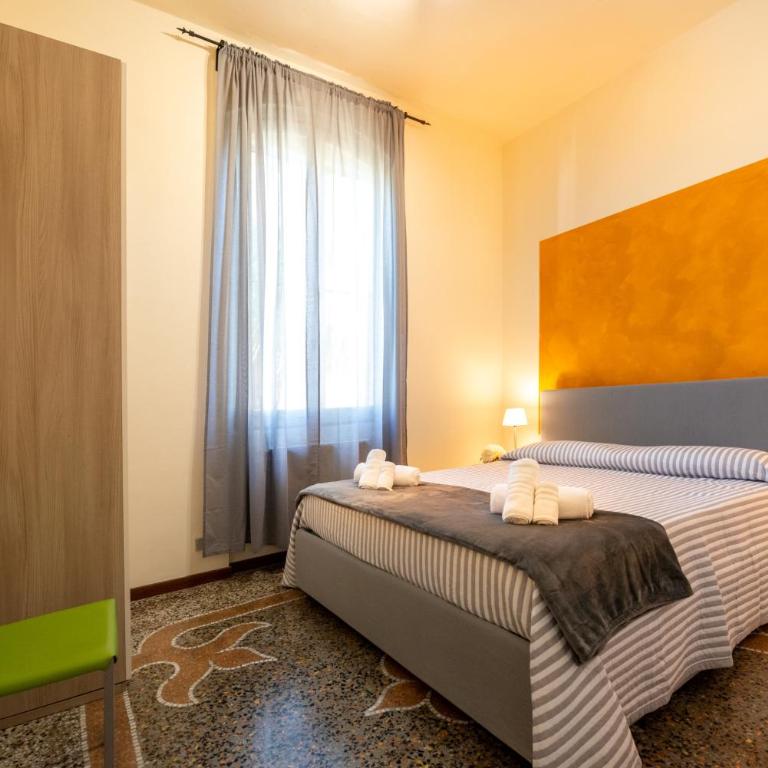 Casa Pier - Centralissima in villa d'epoca - Appartamento con 3 Camere da Letto - 6