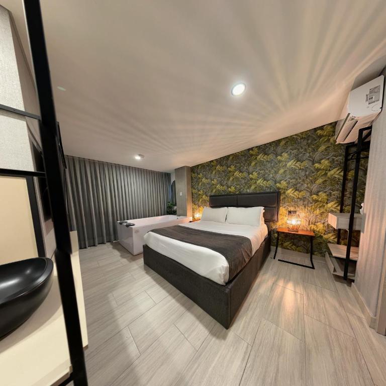 VPV Suites - Suite Deluxe con bañera de hidromasaje - 2