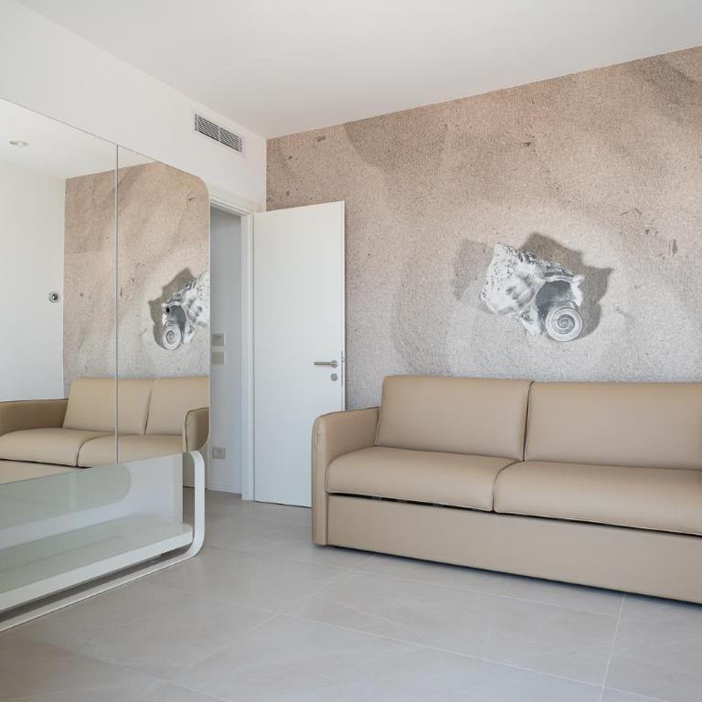 Unico Hotel Caorle - Suite Deluxe con Vasca Idromassaggio e Vista Mare Laterale - 11