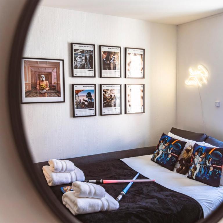 ExploreReims - Studio intergalactique chic proche gare/centre - Appartement 1 Chambre - 12