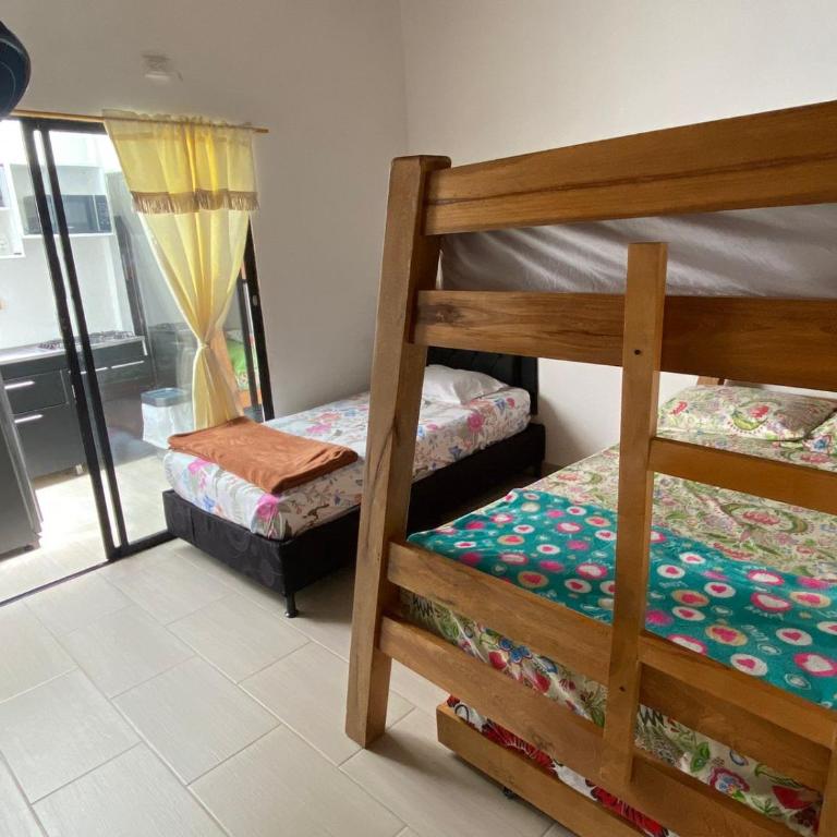 APARTAMENTO AMOBLADO SECTOR LAURELES-ESTADIO hasta 8 personas - Londres - Two-Bedroom Apartment - 5