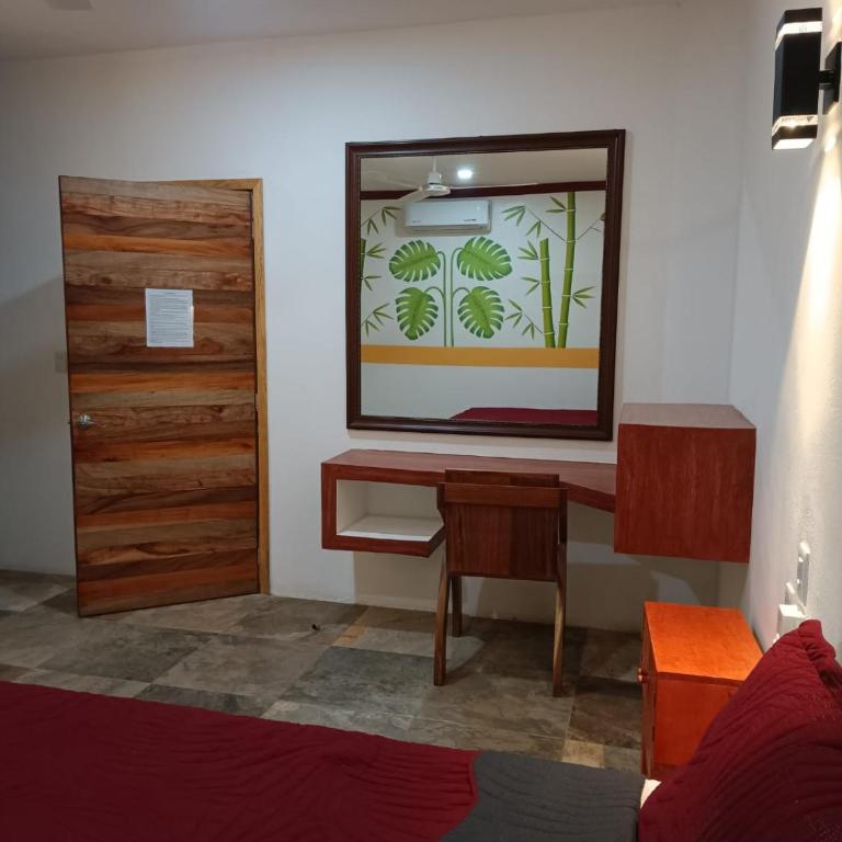 Hotel Axolotl - Habitación Estándar - 1 cama grande - 4