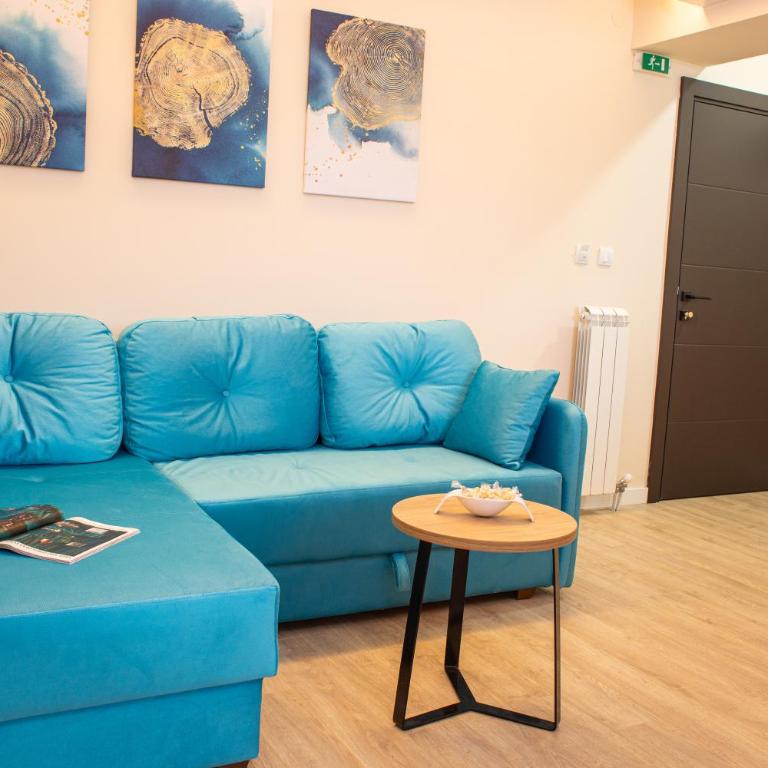 Galaxy Apartments - Deluxe Apartment - 9