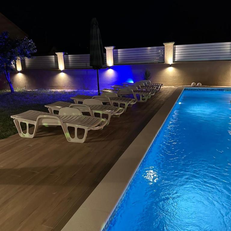Villa Porto - Luxury Villa with swimming pool - 5