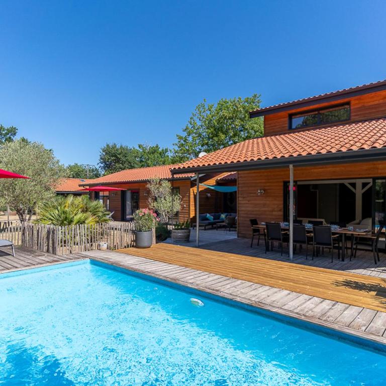 Villa familiale 10 pers. à Biscarrosse avec piscine chauffée, près du lac et des pistes cyclables - FR-1-319-488 - Villa - 1