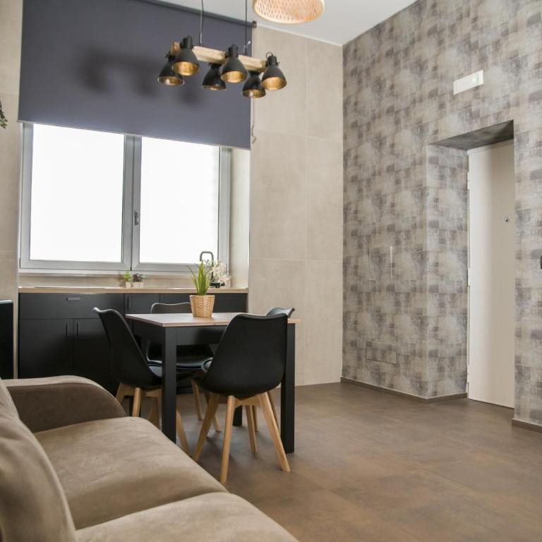 suite 18 luxury apartments - Family Studio - 12