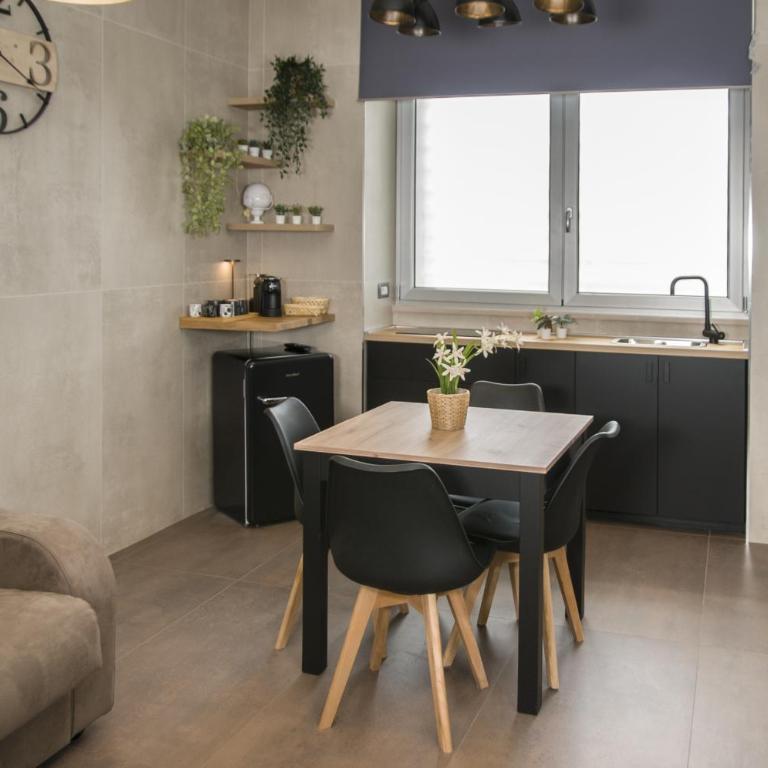 suite 18 luxury apartments - Family Studio - 18