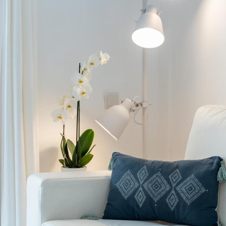 Dona Lola Micaela Beach front duplex apartment with open sea and beach views located between Marbella and Fuengirola - Costa del Sol - CS148 - Apartamento de 2 dormitorios - 27