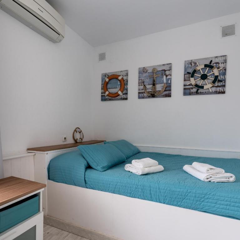 Dona Lola Micaela Beach front duplex apartment with open sea and beach views located between Marbella and Fuengirola - Costa del Sol - CS148 - Apartamento de 2 dormitorios - 29