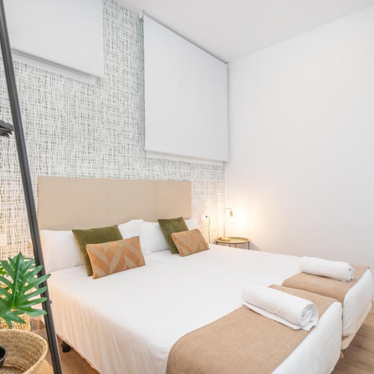 Apartamentos Luna Suites Palacio Dorita - Premium Two-Bedroom Apartment - 9