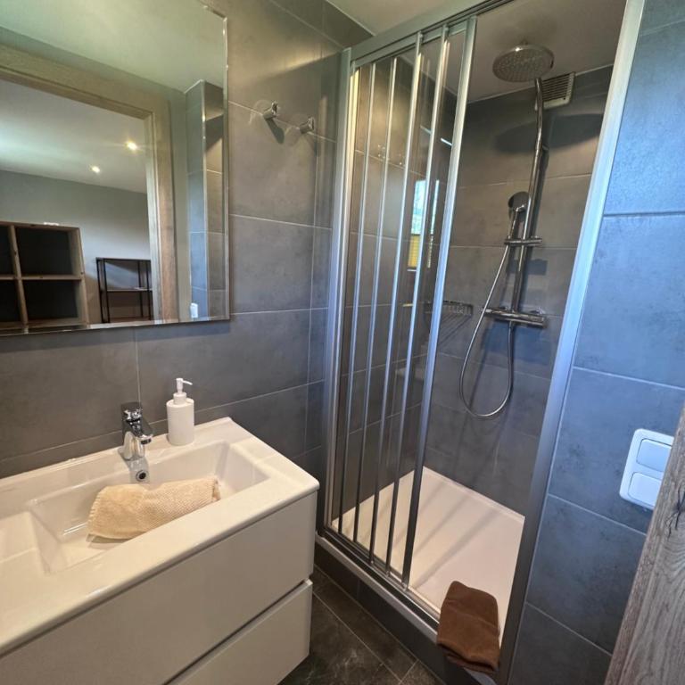 Haus Tirol - Vierbettzimmer - 4