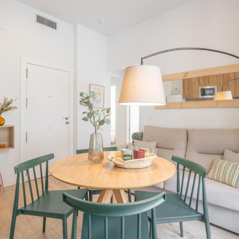 Apartamentos Luna Suites Palacio Dorita - Premium Two-Bedroom Apartment - 11