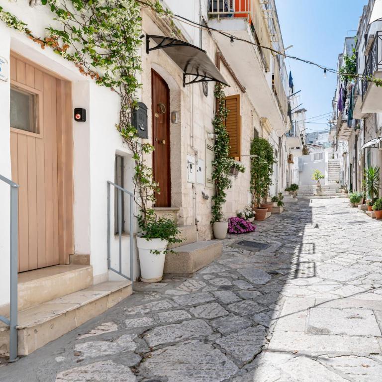 Vico di Ostuni Stone Houses in the Heart of Ostuni by Rentbeat - Casa Vacanze - 15