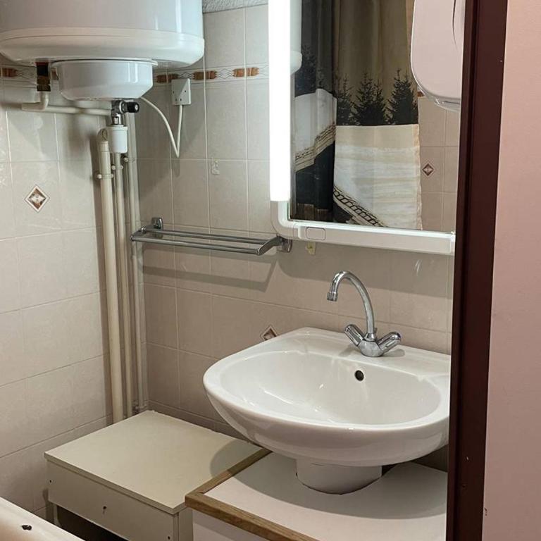 Studio Cabine Confortable avec Balcon au Sud à Font-Romeu - FR-1-580-52 - Studio - 8