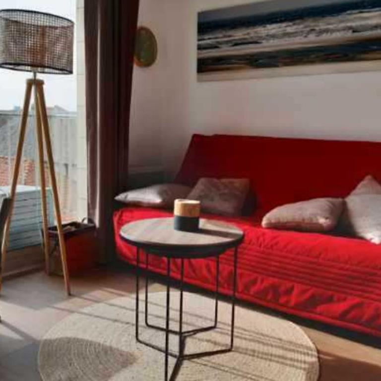 Bright apartment near the sea - Apartment - 1