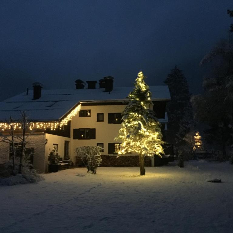 Forsthaus Reit im Winkl - Apartment mit 3 Schlafzimmern und Bergblick - 8