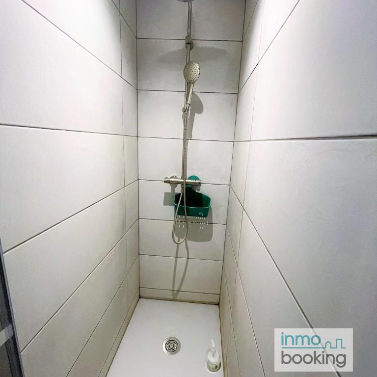 Family Carolina Salou, climatizado y con barbacoa - Two-Bedroom Apartment - 12