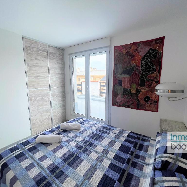 Family Carolina Salou, climatizado y con barbacoa - Two-Bedroom Apartment - 19