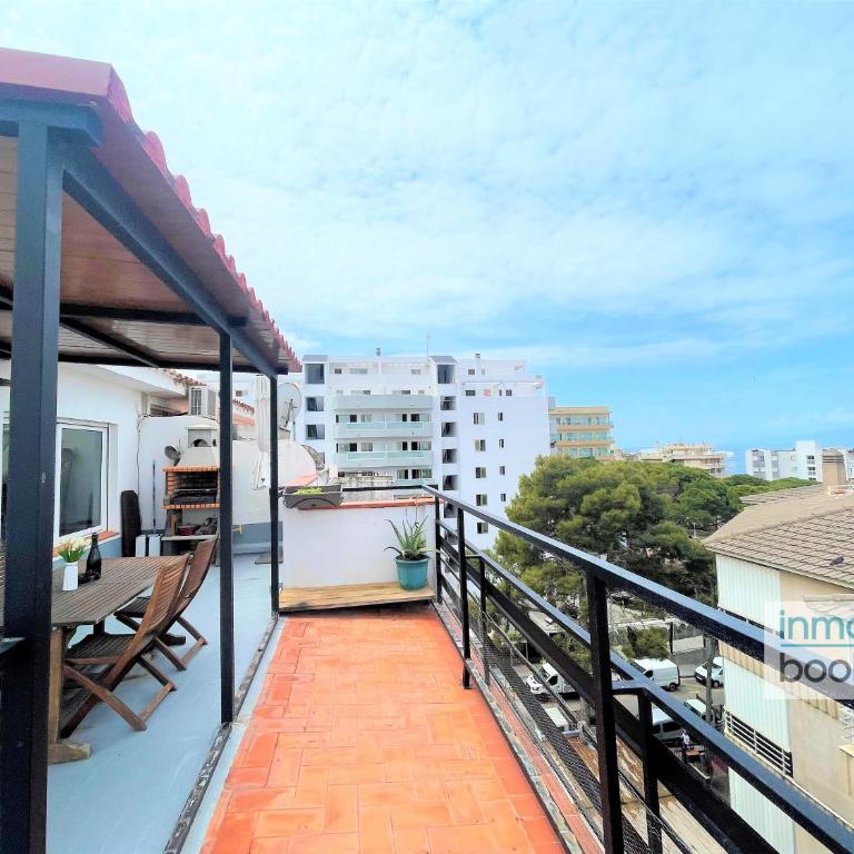 Family Carolina Salou, climatizado y con barbacoa - Two-Bedroom Apartment - 23