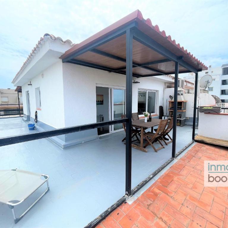 Family Carolina Salou, climatizado y con barbacoa - Two-Bedroom Apartment - 24